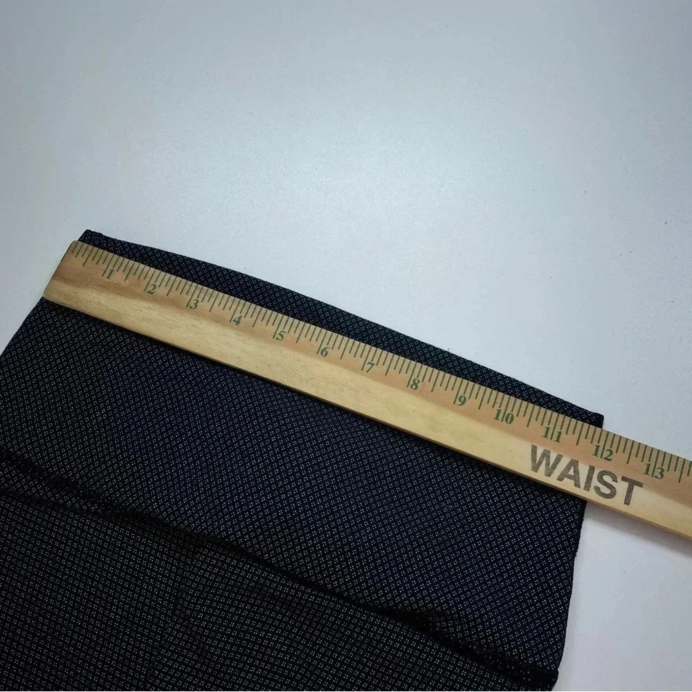 Lululemon Womens *no size tag* leggings 1660